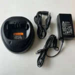 CHARGER WITH ADOPTER	R2/R7 (motorola)